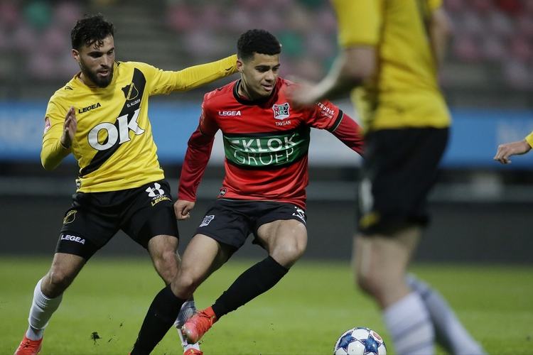 色表现吸引 色表现吸引