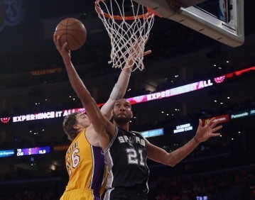 冯潇霆的故 冯潇霆的故