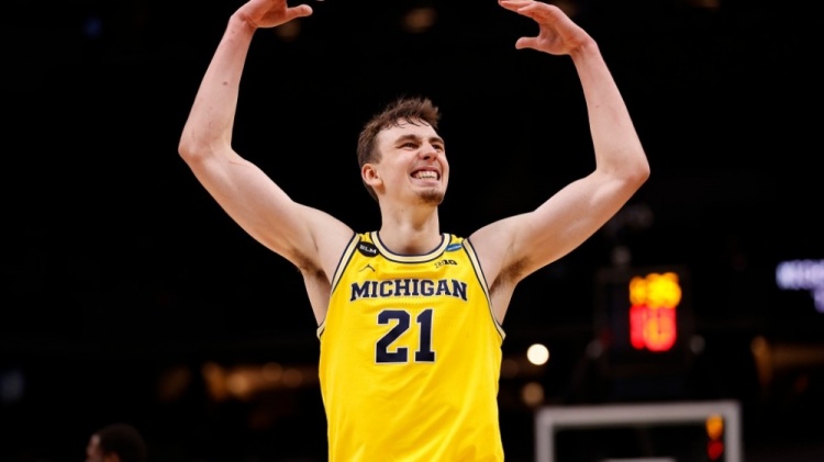 球队的这一 球队的这一