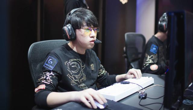 顆璀璨的明 顆璀璨的明