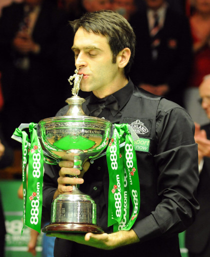 众多球迷关 众多球迷关