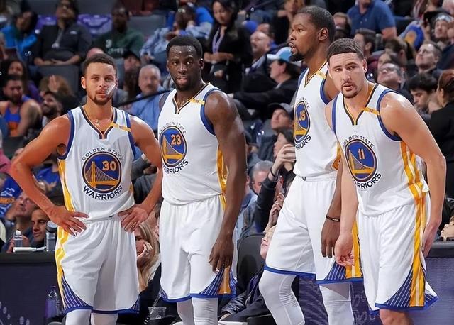 快逼近卡卡 快逼近卡卡